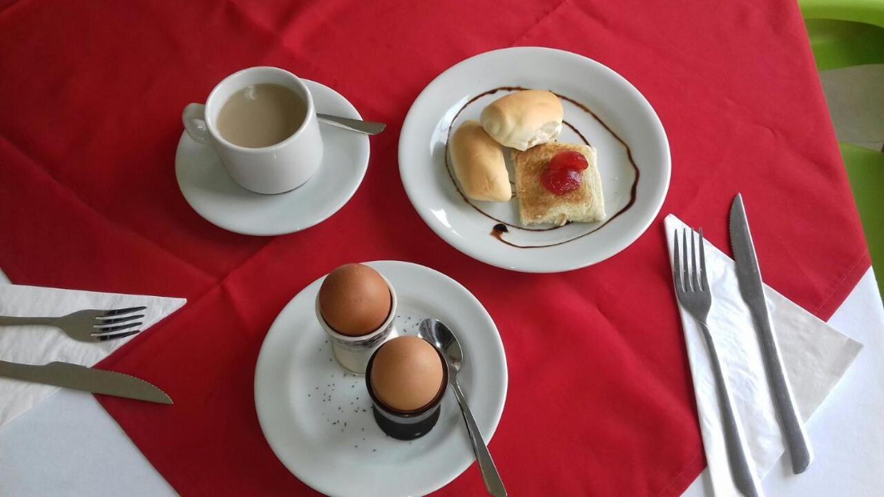 Hotel Pinares Plaza Pereira Eksteriør bilde