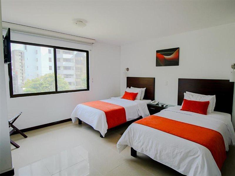 Hotel Pinares Plaza Pereira Eksteriør bilde