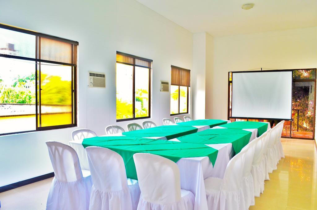 Hotel Pinares Plaza Pereira Eksteriør bilde