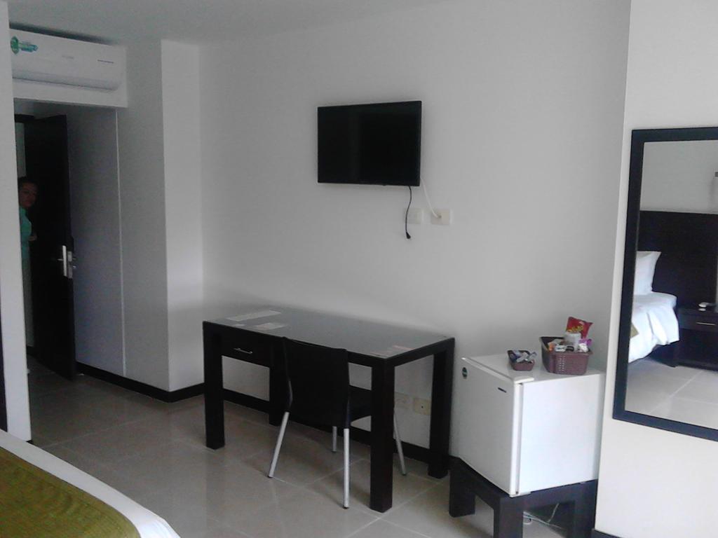 Hotel Pinares Plaza Pereira Eksteriør bilde