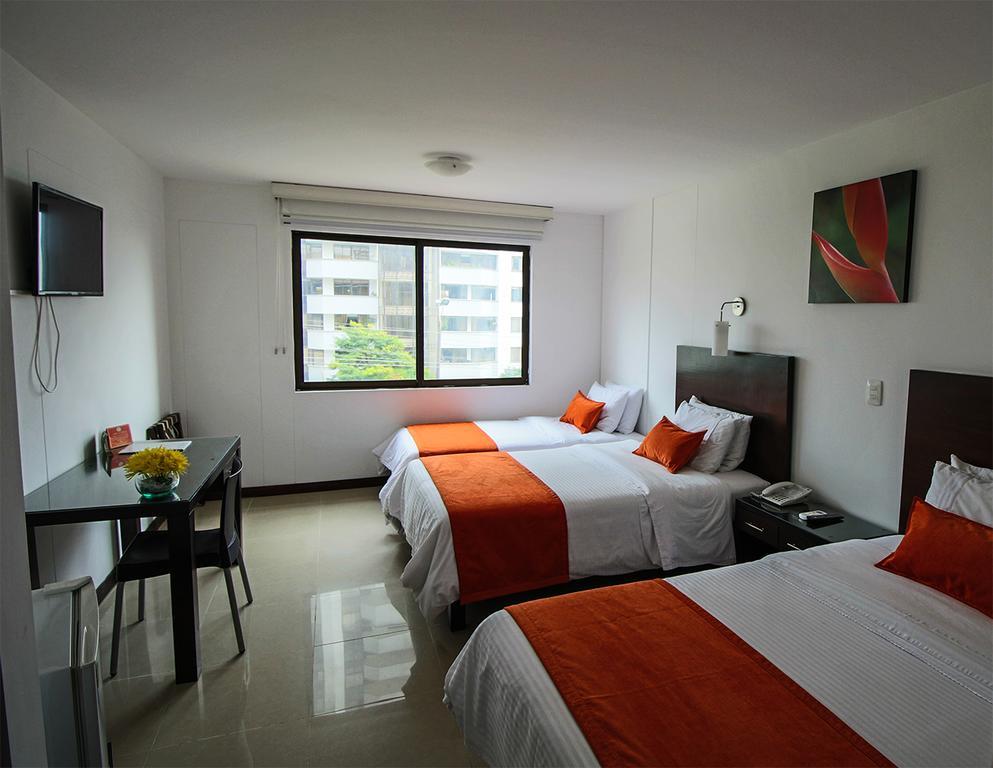 Hotel Pinares Plaza Pereira Eksteriør bilde