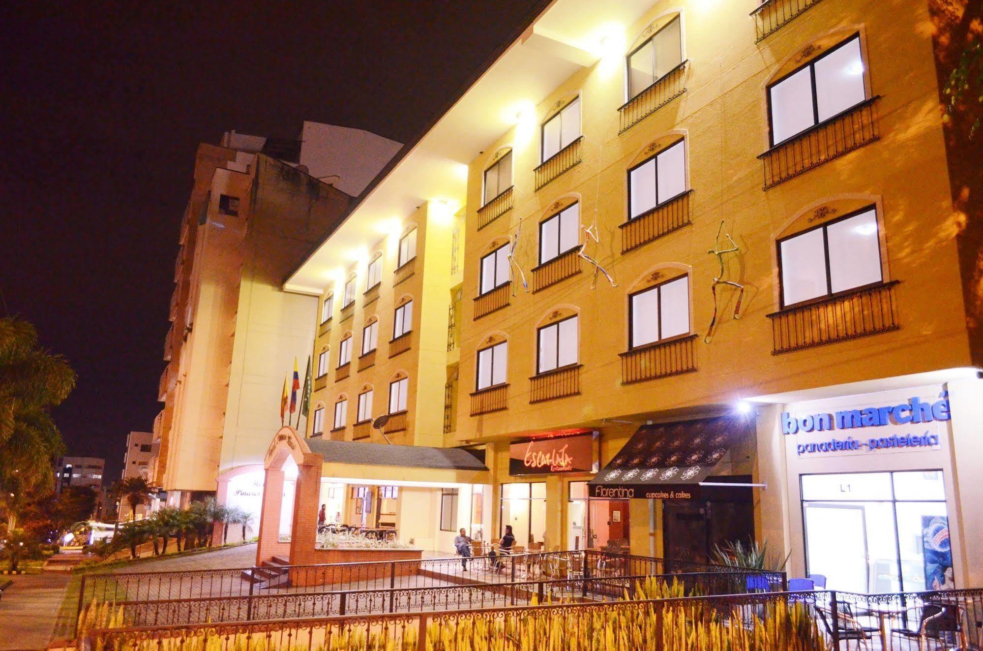 Hotel Pinares Plaza Pereira Eksteriør bilde